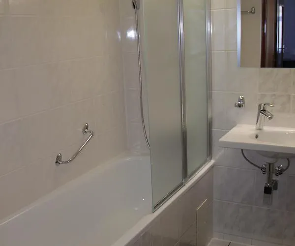 Stark * Frantiskovy Lazne